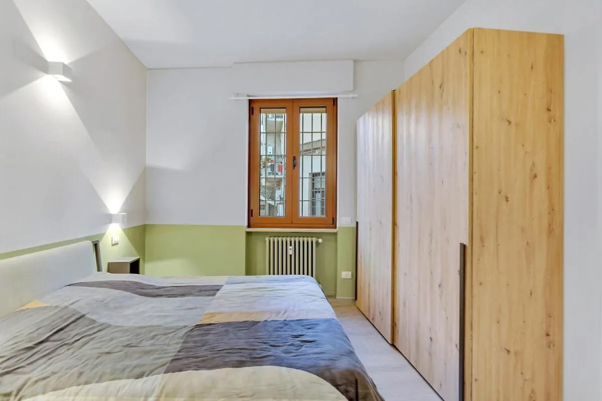 Cozy Apartment Navigli Milano 0*,